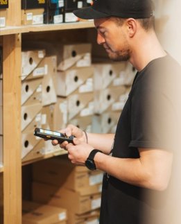 Smartphone for stock control